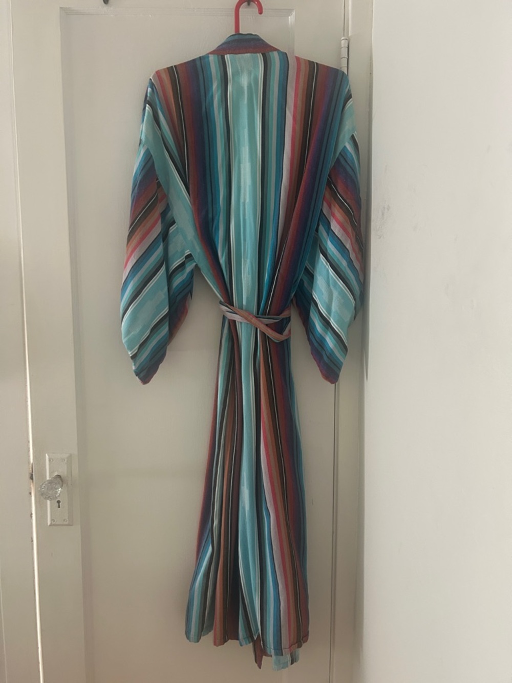 El Cosmico Robe - Picture 2 of 3